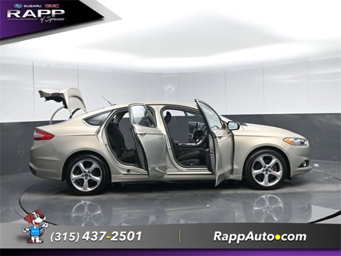 Used 2015 Ford Fusion SE w/ Equipment Group 201A image 33