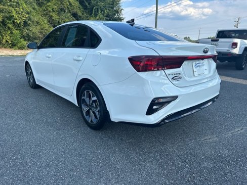 Used 2021 Kia Forte LXS image 3