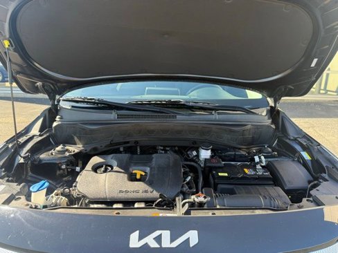 Used 2023 Kia Seltos LX image 13