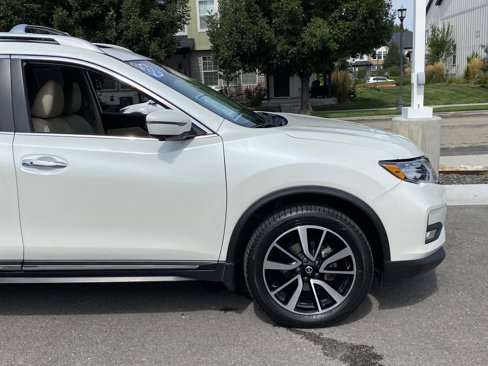 Used 2019 Nissan Rogue SL w/ Premium Package image 8