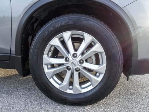 Used 2016 Nissan Rogue SV w/ SV Premium Package image 22