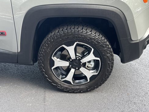 Used 2021 Jeep Renegade Trailhawk w/ Sun & Sound Group image 11