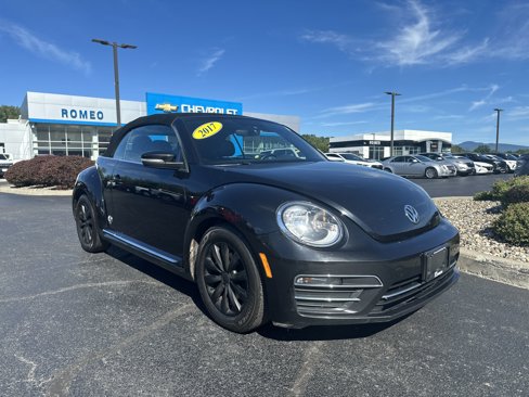 Used 2017 Volkswagen Beetle 1.8T S image 3