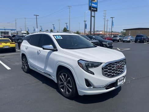 Certified 2020 GMC Terrain Denali image 3