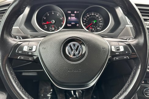 Used 2019 Volkswagen Tiguan SE image 25