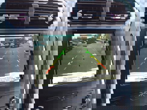 Used 2020 Ford Fusion SE image 20