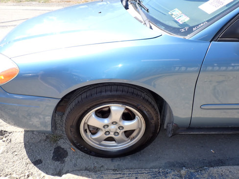 Used 2005 Ford Taurus SE image 25