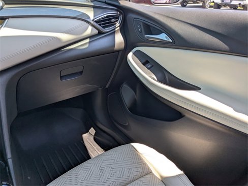 Used 2021 Buick Encore GX Essence w/ Advanced Technology Package image 17