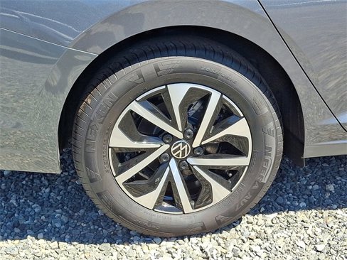 New 2025 Volkswagen Jetta S image 5