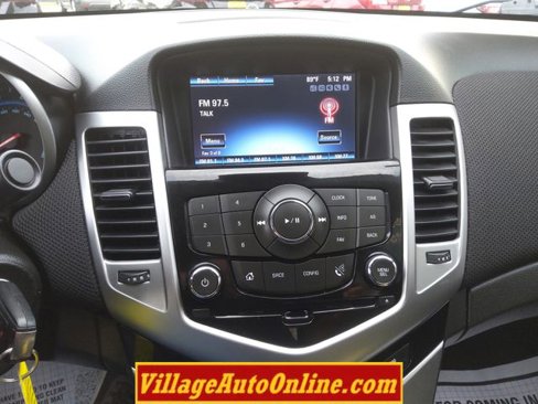 Used 2015 Chevrolet Cruze LT image 38