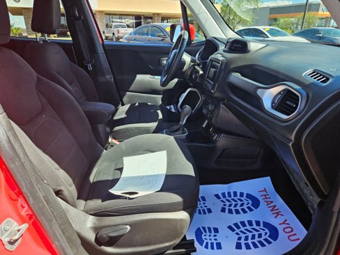 Used 2019 Jeep Renegade Latitude image 18