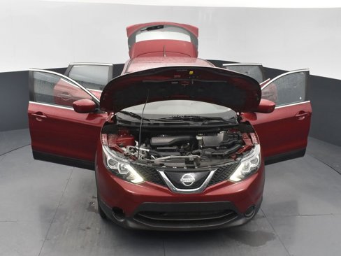 Used 2019 Nissan Rogue Sport S image 46