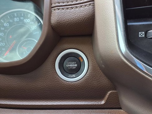 Used 2019 RAM 1500 Laramie image 34