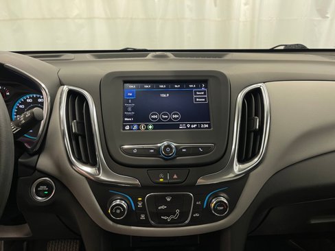 Used 2022 Chevrolet Equinox LS image 15