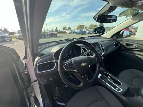 Used 2020 Chevrolet Equinox LT image 10