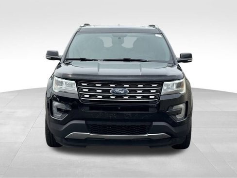 Used 2017 Ford Explorer Limited image 8