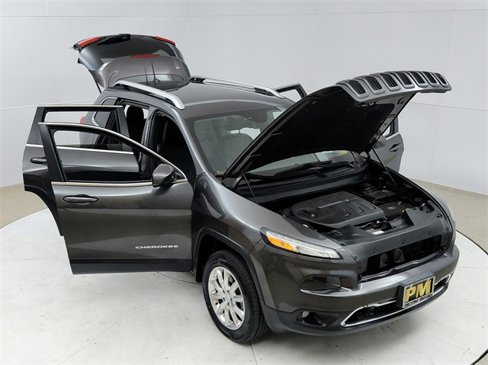 Used 2016 Jeep Cherokee Limited w/ Luxury Group image 21