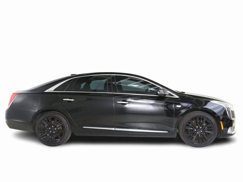 Used 2018 Cadillac XTS Platinum image 10