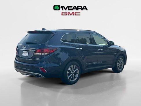 Used 2017 Hyundai Santa Fe SE image 5
