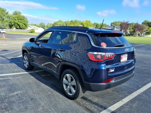 Used 2017 Jeep Compass Latitude image 6