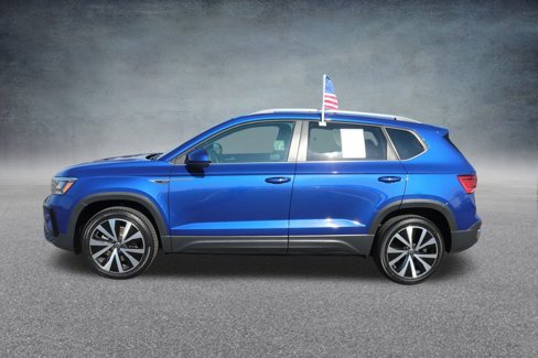 Used 2024 Volkswagen Taos SE image 7