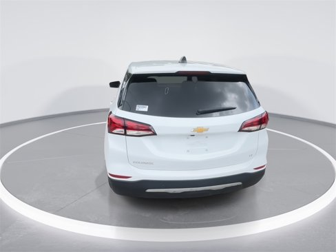 Used 2023 Chevrolet Equinox LT w/ Driver Convenience Package image 7