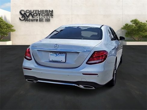Used 2019 Mercedes-Benz E 300 image 24