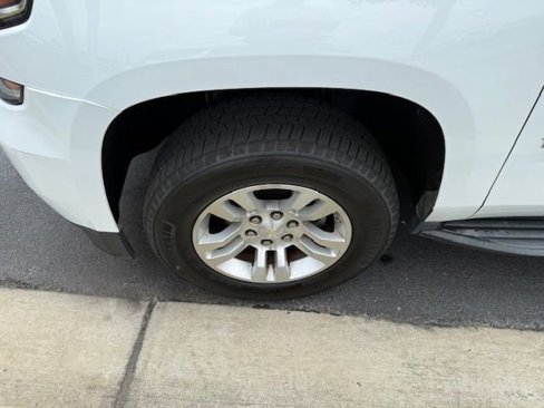 Used 2019 Chevrolet Tahoe LT image 12