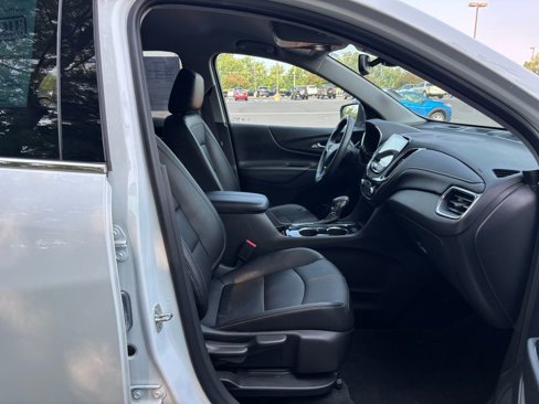 Used 2022 Chevrolet Equinox Premier image 20