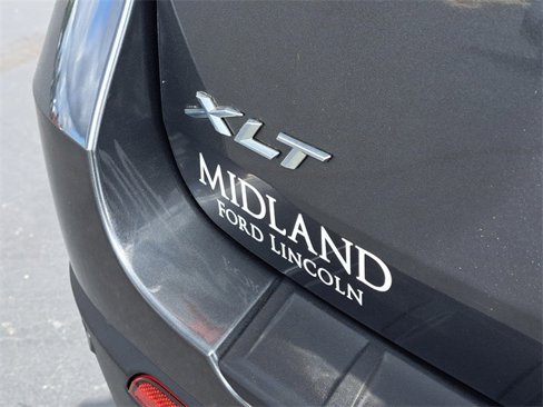 Used 2020 Ford Explorer XLT w/ Equipment Group 202A image 7