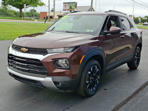Used 2022 Chevrolet TrailBlazer LT w/ Driver Confidence Package image 4