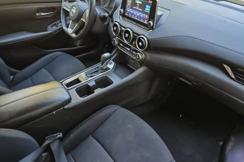 Used 2021 Nissan Sentra SV image 12