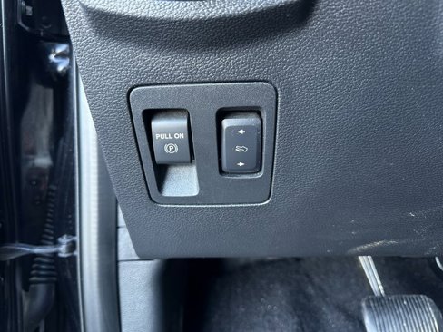 Used 2020 Ford F150 XLT image 19