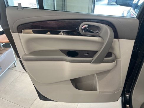 Used 2017 Buick Enclave Convenience image 30