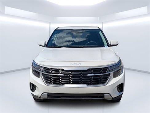 Used 2024 Kia Seltos LX image 6