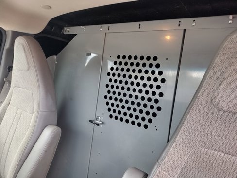 Used 2016 Chevrolet Express 2500 image 18
