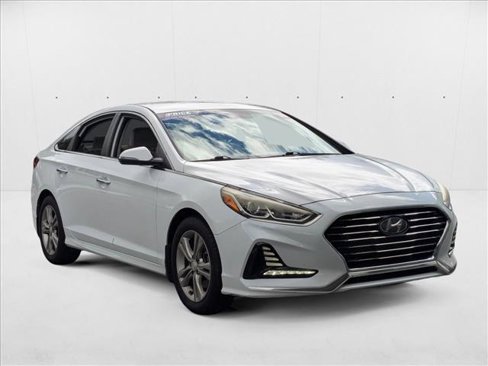 Used 2018 Hyundai Sonata SEL w/ Cargo Package image 3