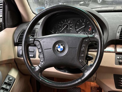 Used 2004 BMW X5 3.0i image 19