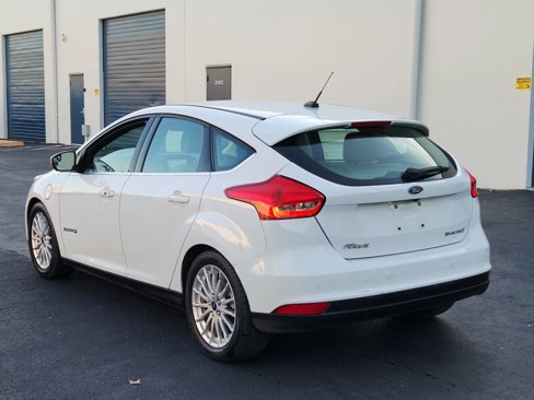 Used 2016 Ford Focus Electric Hatchback image 3