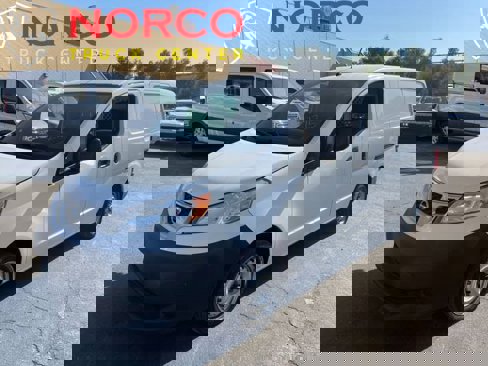 Used 2015 Nissan NV200 S image 4