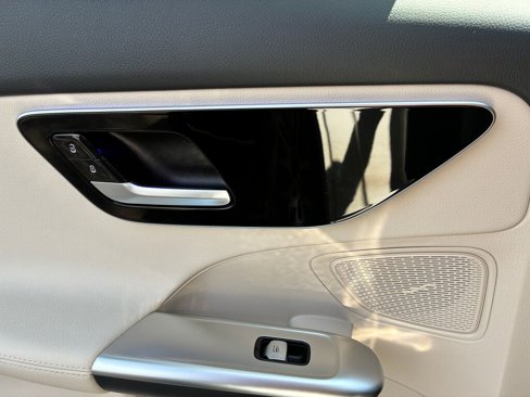 Certified 2023 Mercedes-Benz C 300 4MATIC Sedan image 17