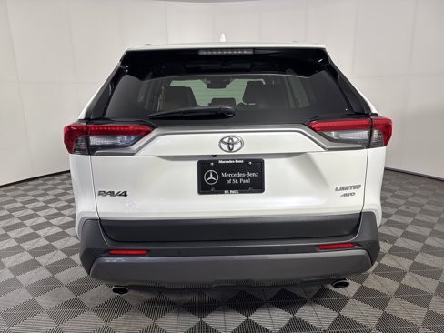 Used 2021 Toyota RAV4 Limited image 6