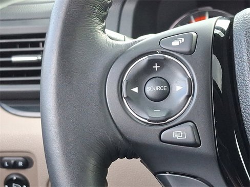 Used 2016 Honda Pilot Touring image 22