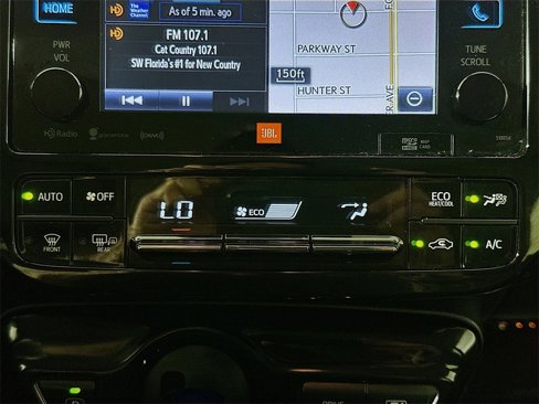 Used 2017 Toyota Prius Four Touring image 16