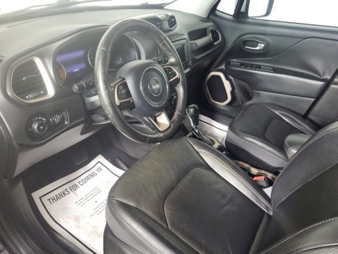 Used 2015 Jeep Renegade Limited image 15