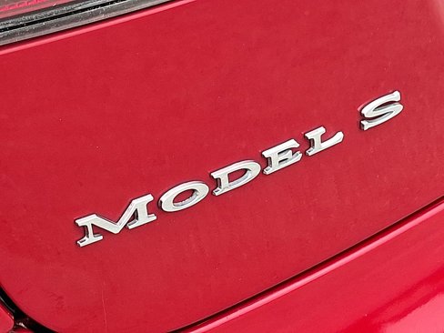 Used 2014 Tesla Model S 60 image 33
