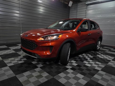 Used 2020 Ford Escape S image 36