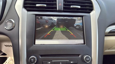 Used 2016 Ford Fusion Energi SE image 18