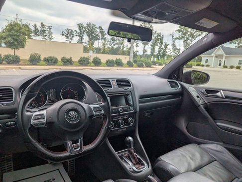 Used 2011 Volkswagen Golf 4-Door image 21