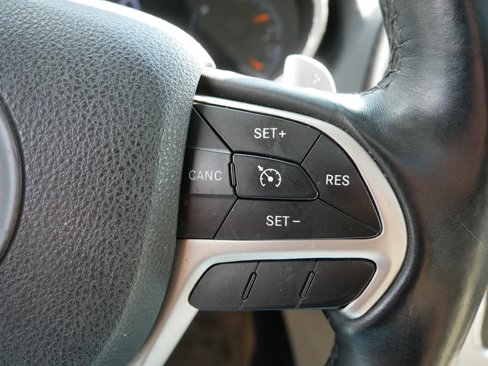 Used 2014 Jeep Grand Cherokee Limited image 28